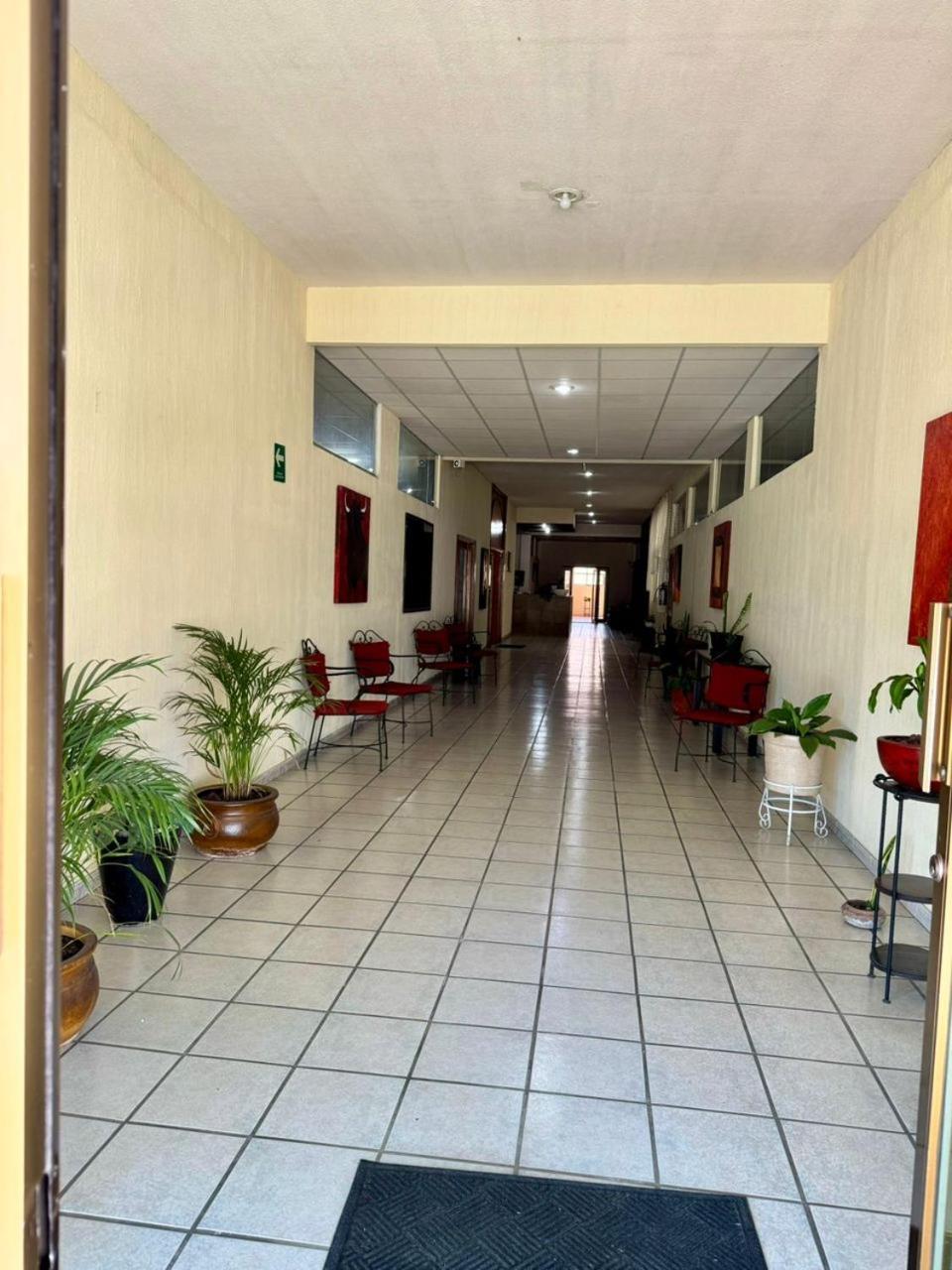 Hotel Marney אגואסקליינטס מראה חיצוני תמונה