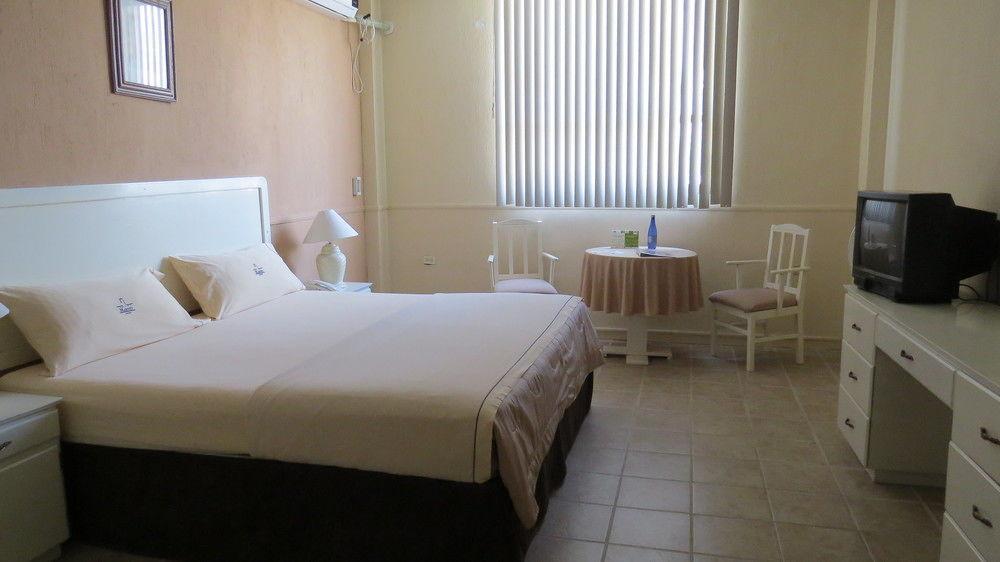 Hotel Marney אגואסקליינטס מראה חיצוני תמונה